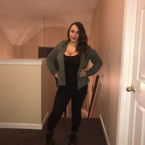 Meet your Posher, Britney